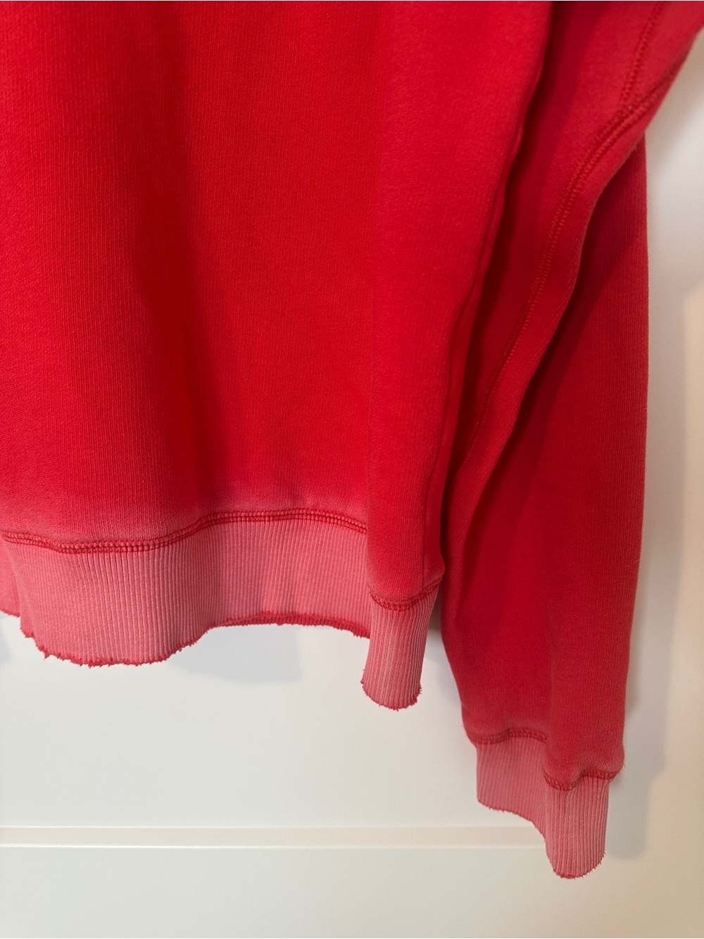Victorias Secret PINK Red Distressed Logo Crewneck Sweatshirt Size Medium - Picture 11 of 14